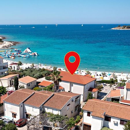 Family Friendly Apartments With A Swimming Pool Rogoznica - 7557 Rogoznica (Sibenik-Knin) Exterior foto