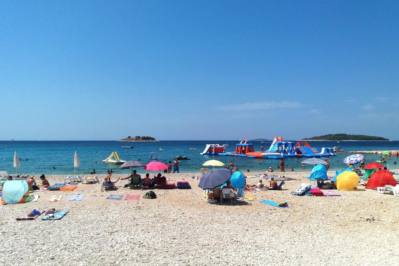 Family Friendly Apartments With A Swimming Pool Rogoznica - 7557 Rogoznica (Sibenik-Knin) Exterior foto